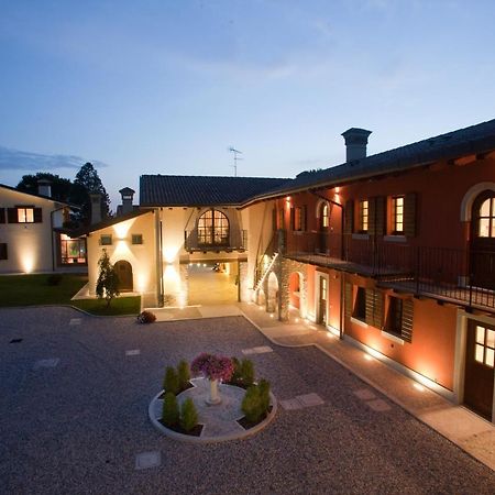 Wine Resort Luisa Mariano del Friuli Bagian luar foto